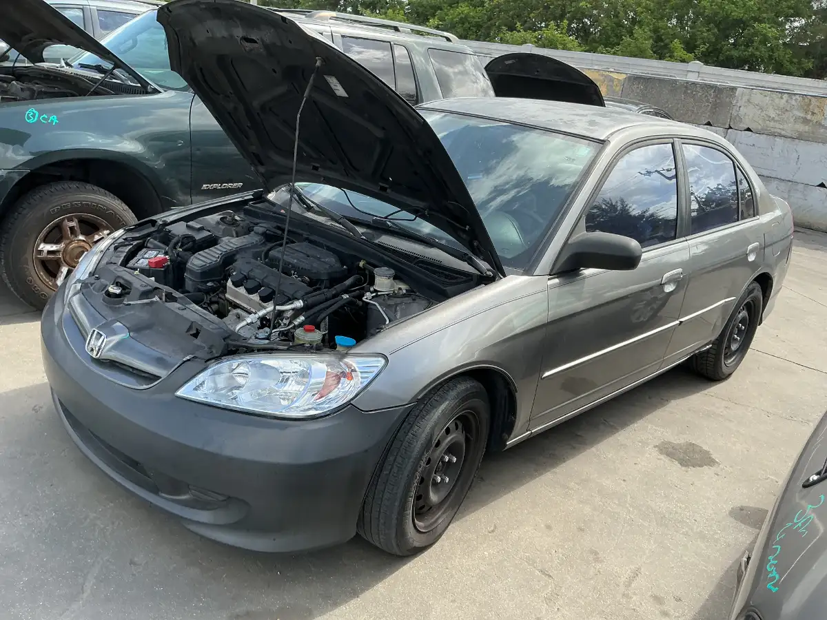 Photo of 2005 Honda Civic
