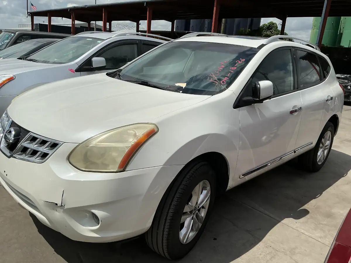 Photo of 2012 Nissan Rogue