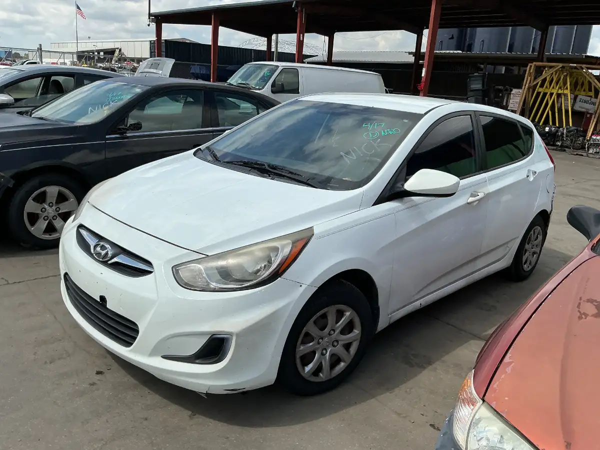 Photo of 2013 Hyundai Accent