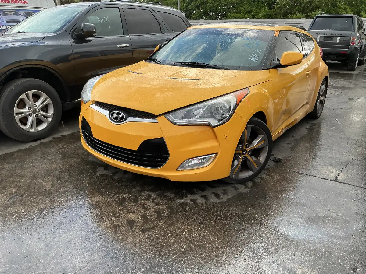 Photo of 2013 Hyundai Veloster