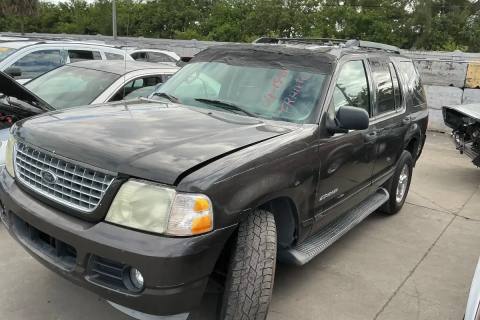 Photo of 2005 Ford Explorer
