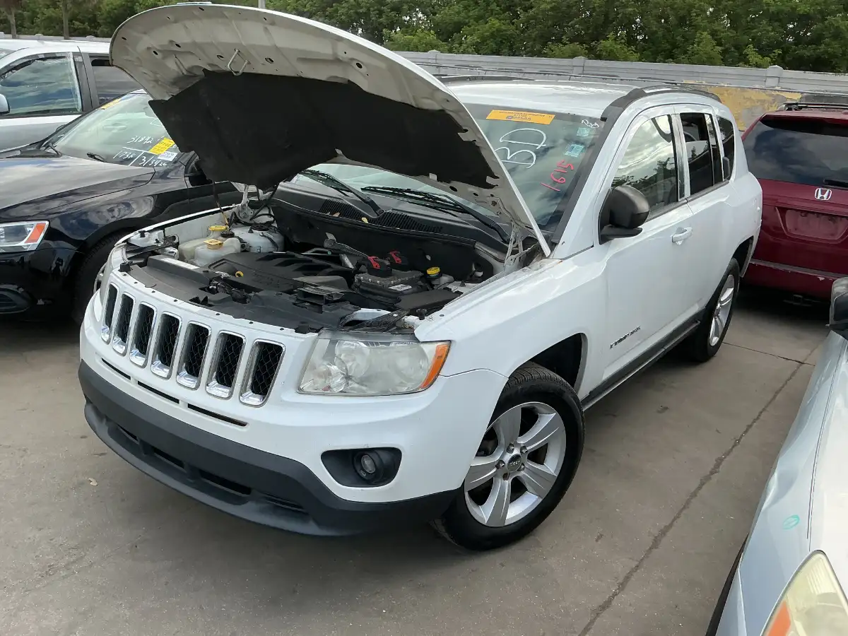 Photo of 2011 Jeep Compass