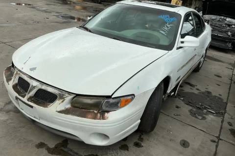 Photo of 2000 Pontiac Grand Prix