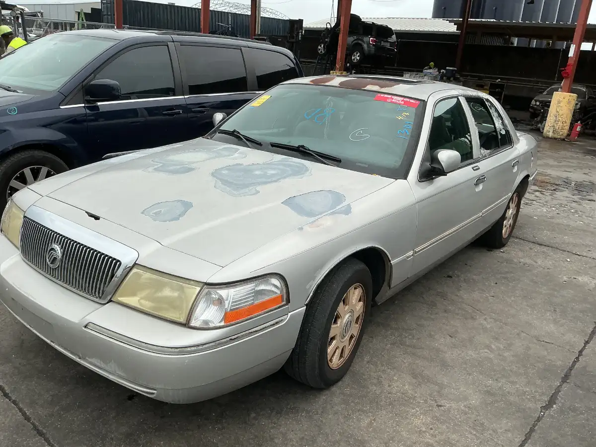 Photo of 2004 Mercury Grand Marquis