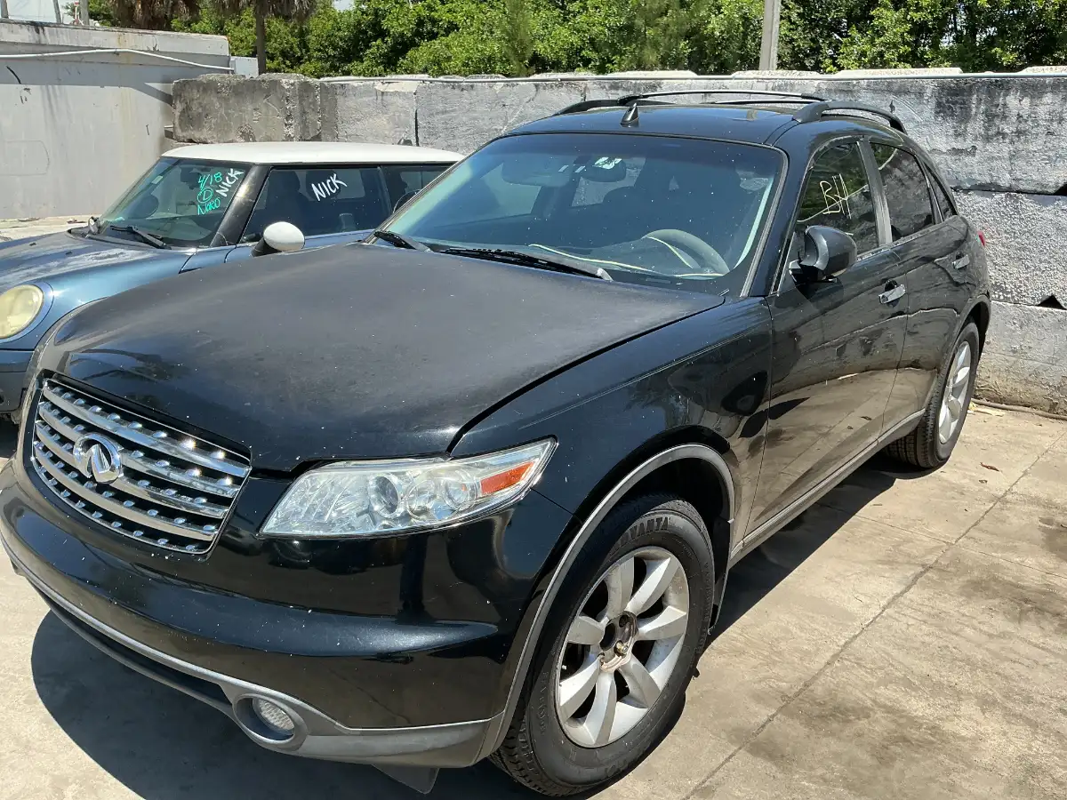Photo of 2005 Infiniti Fx35