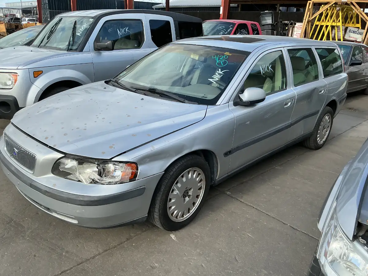 Photo of 2001 Volvo V70