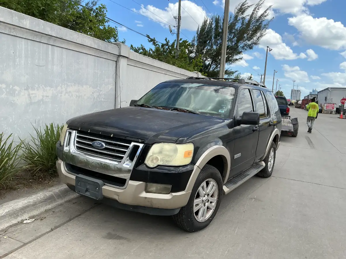 Photo of 2006 Ford Explorer