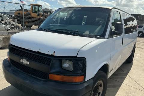 Photo of 2005 Chevrolet Express