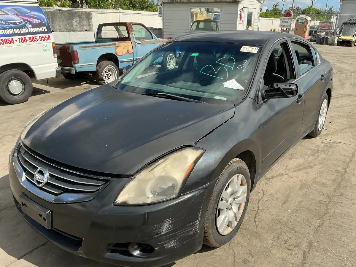 Photo of 2012 Nissan Altima