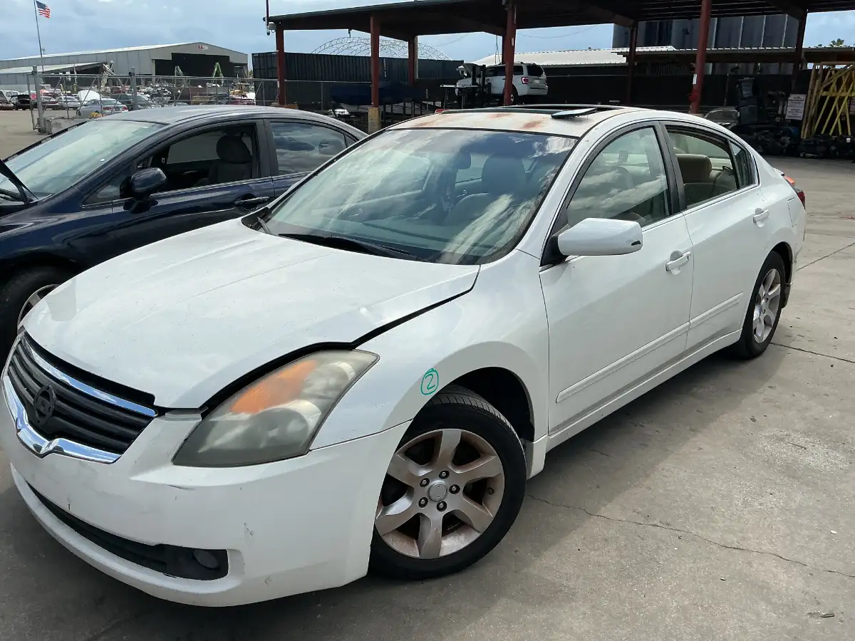 Photo of 2009 Nissan Altima