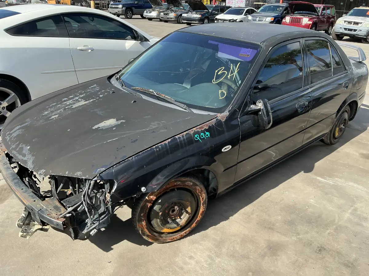 Photo of 2003 Mazda Protege
