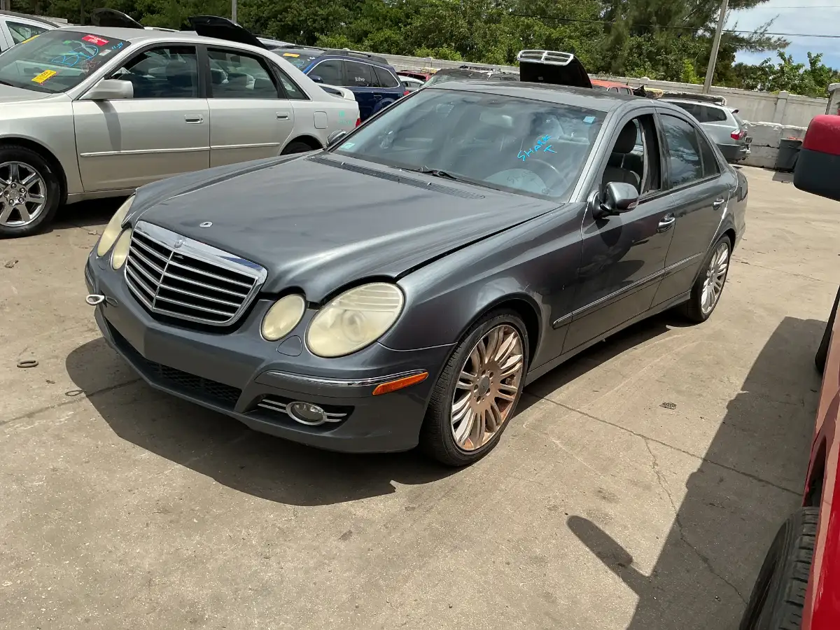 Photo of 2008 Mercedes-Benz E-Class