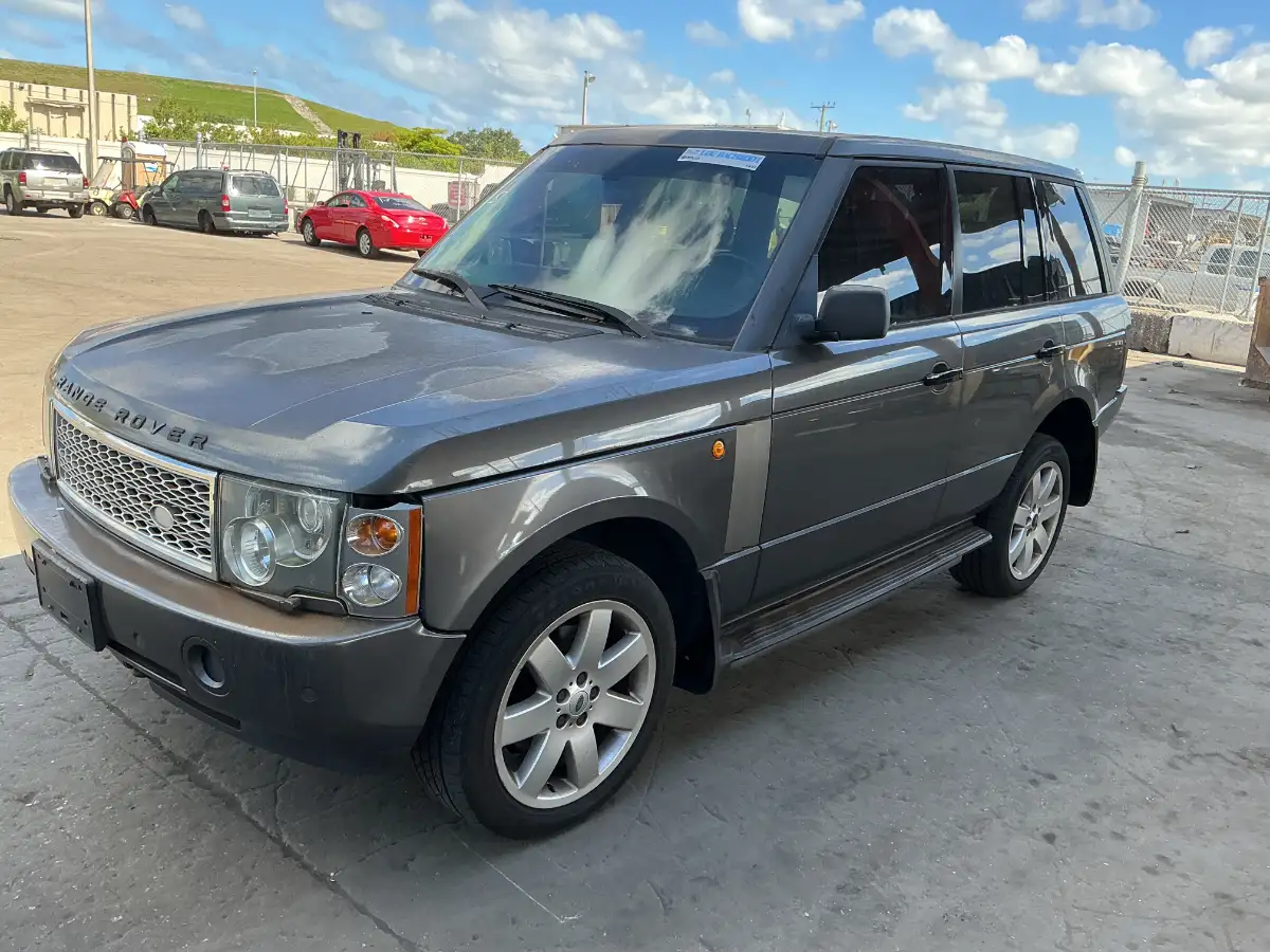 Photo of 2004 Land Rover Range Rover