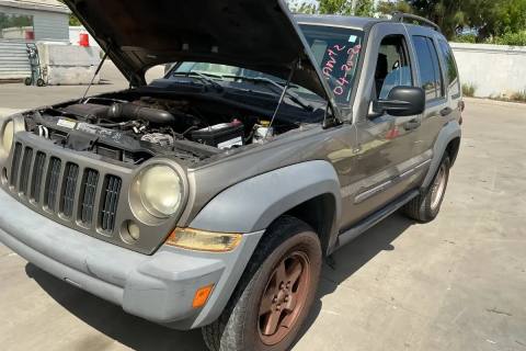 Photo of 2005 Jeep Liberty