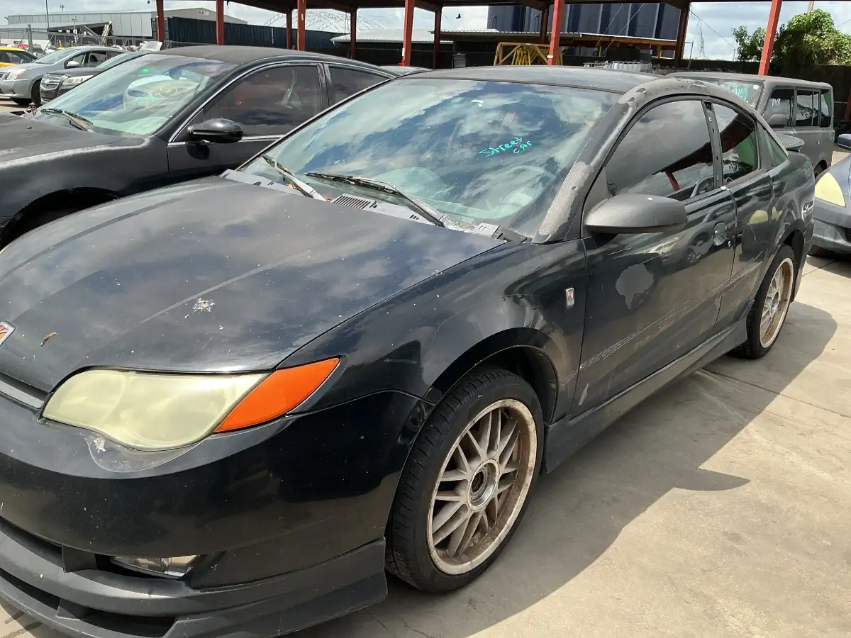 Photo of 2004 Saturn Ion