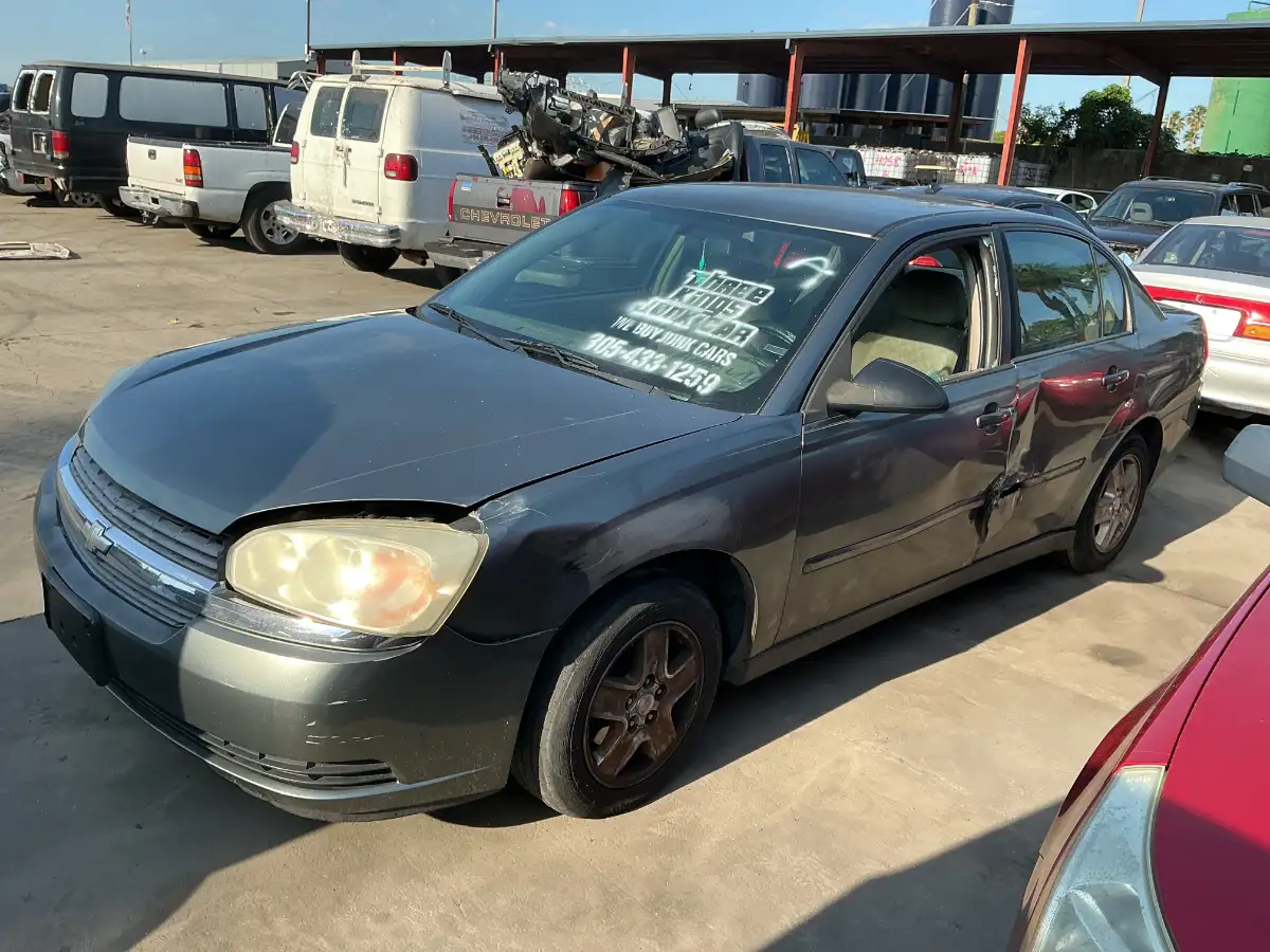Photo of 2005 Chevrolet Malibu