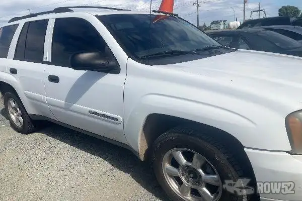 Photo of 2002 Chevrolet Trailblazer