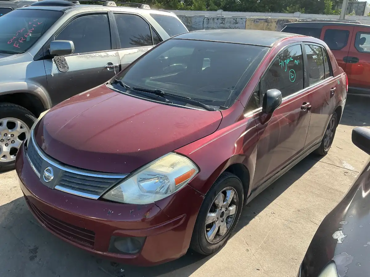 Photo of 2008 Nissan Versa
