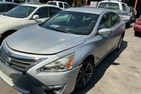 Photo of 2015 Nissan Altima