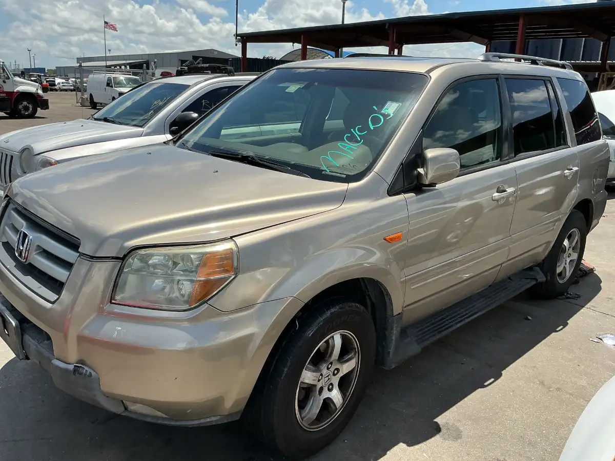 Photo of 2006 Honda Pilot
