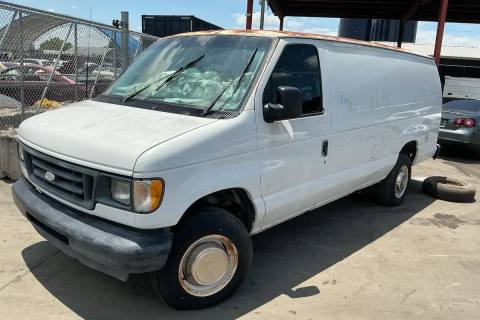 Photo of 2003 Ford Econoline