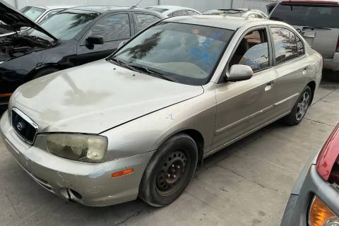 Photo of 2003 Hyundai Elantra