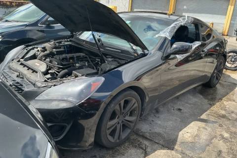 Photo of 2010 Hyundai Genesis Coupe