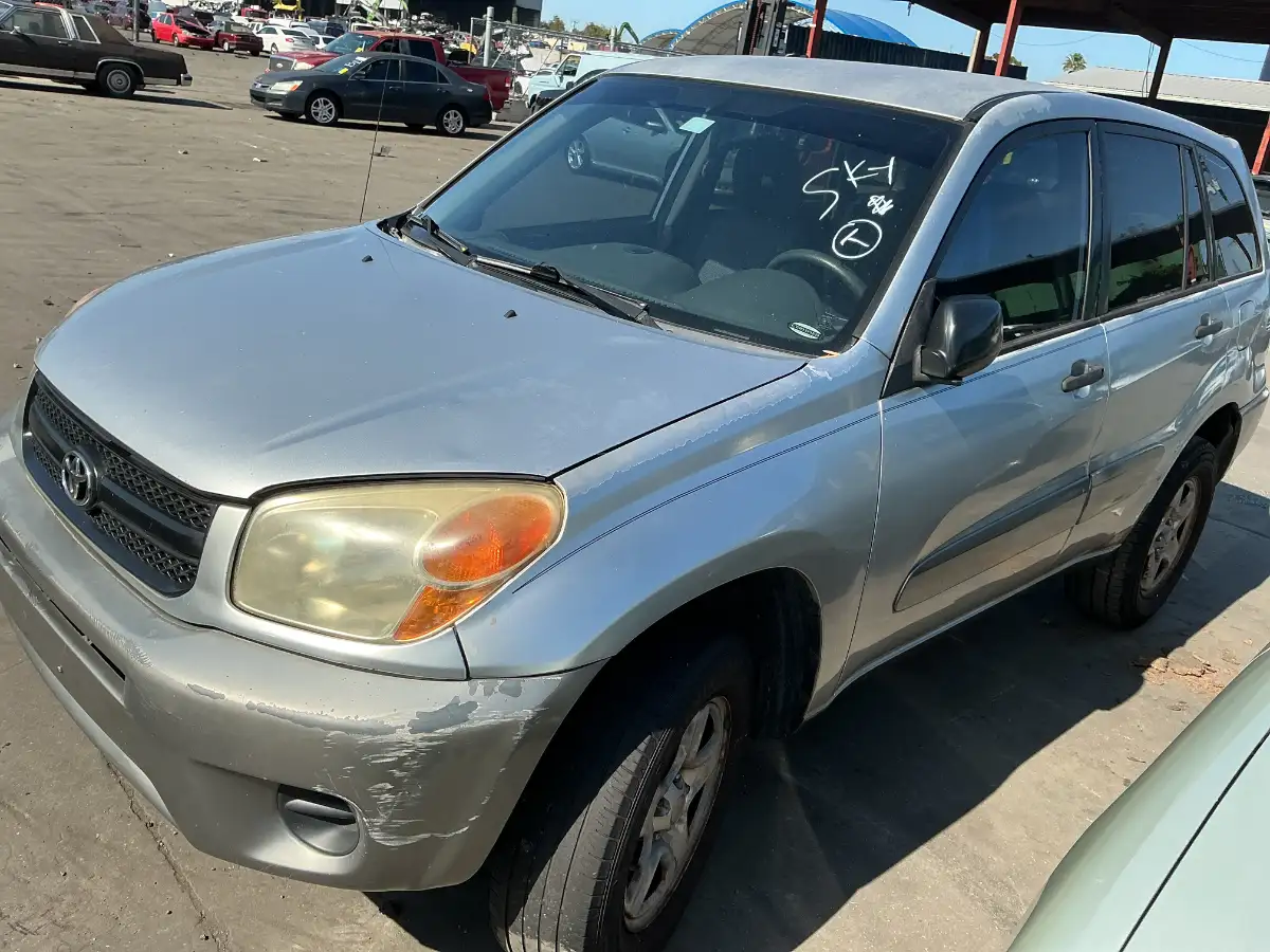 Photo of 2005 Toyota Rav4