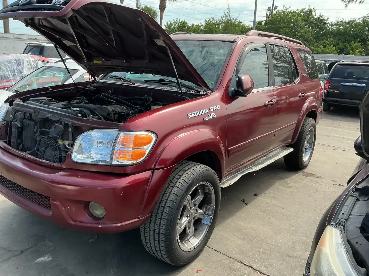 Photo of 2004 Toyota Sequoia