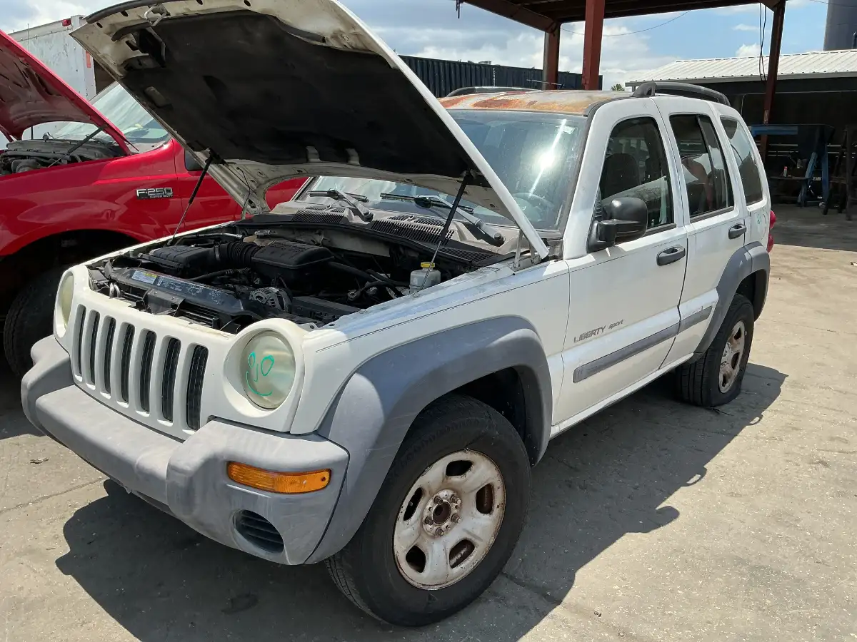 Photo of 2003 Jeep Liberty