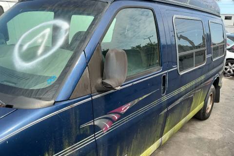 Photo of 2000 Chevrolet Express