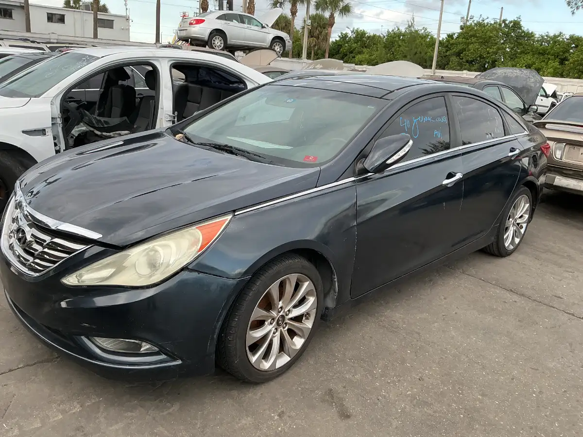 Photo of 2013 Hyundai Sonata