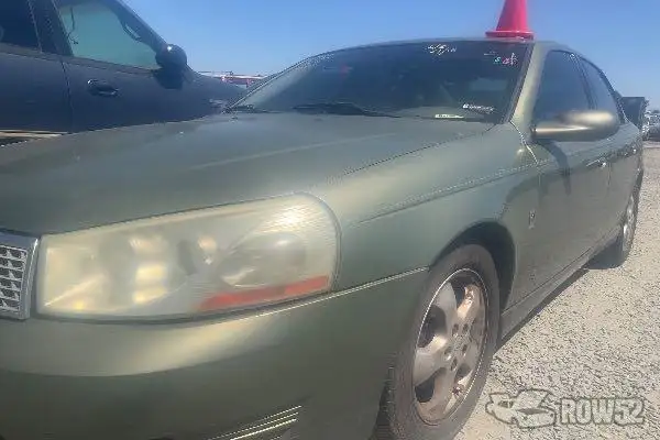 Photo of 2003 Saturn L-Series Sedan