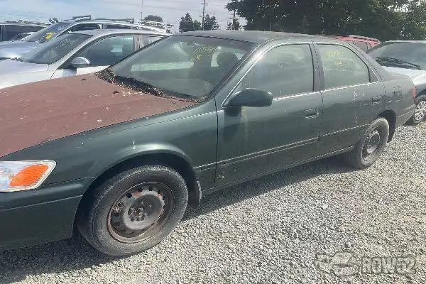 Photo of 2000 Toyota Camry
