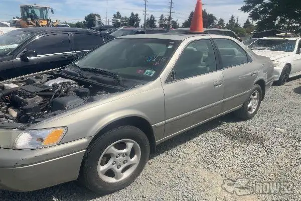 Photo of 1998 Toyota Camry