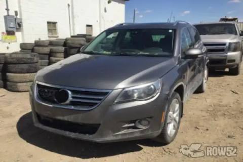 Photo of 2010 Volkswagen Tiguan
