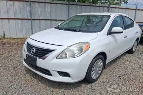 Photo of 2013 Nissan Versa