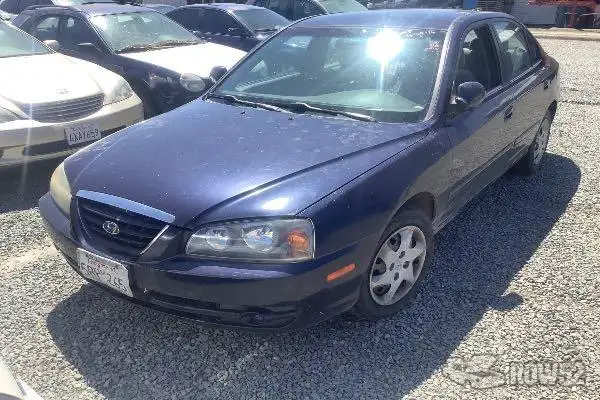 Photo of 2005 Hyundai Elantra