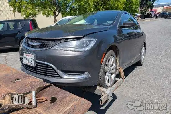 Photo of 2015 Chrysler 200
