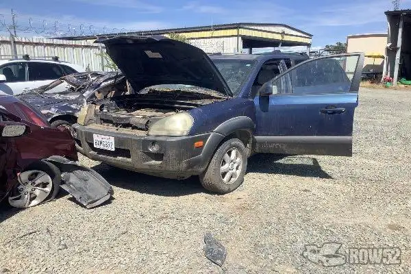 Photo of 2005 Hyundai Tucson