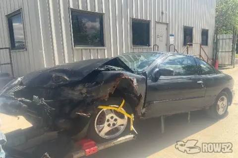 Photo of 2004 Pontiac Sunfire