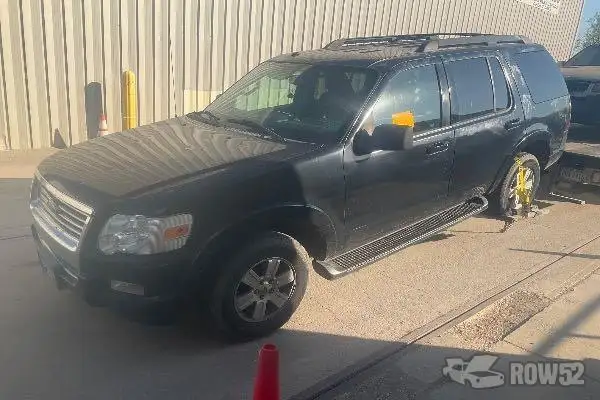 Photo of 2010 Ford Explorer