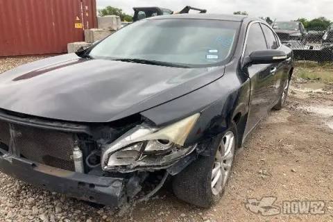 Photo of 2010 Nissan Maxima