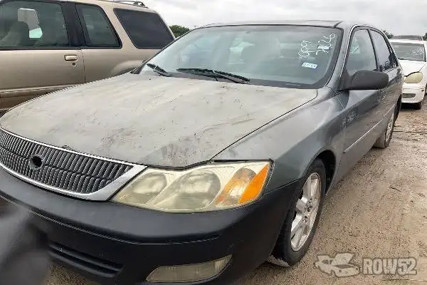 Photo of 2000 Toyota Avalon