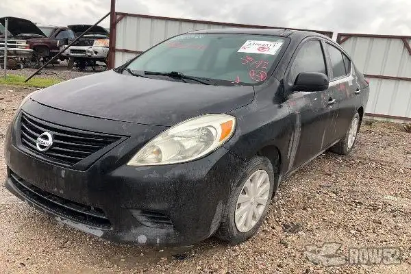 Photo of 2012 Nissan Versa