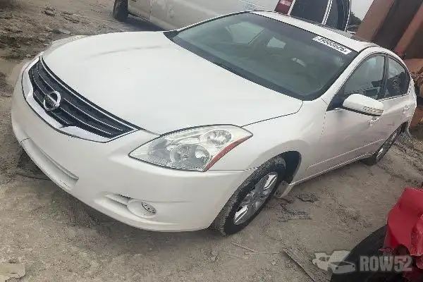 Photo of 2010 Nissan Altima