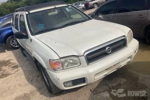 Photo of 2004 Nissan Pathfinder