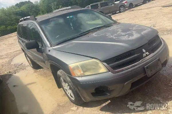 Photo of 2006 Mitsubishi Endeavor