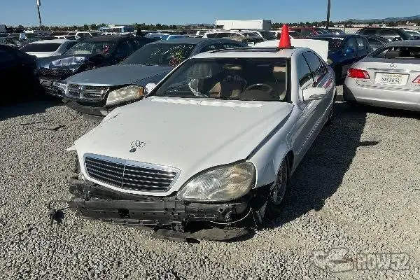 Photo of 2000 Mercedes-Benz S-Class