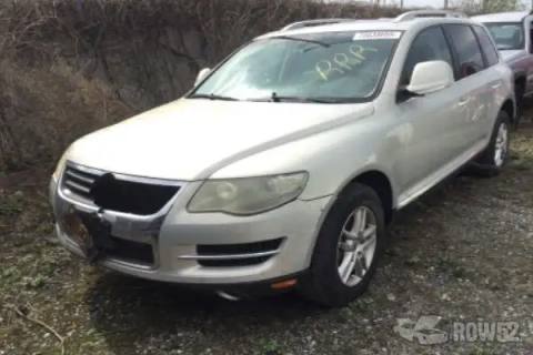 Photo of 2008 Volkswagen Touareg